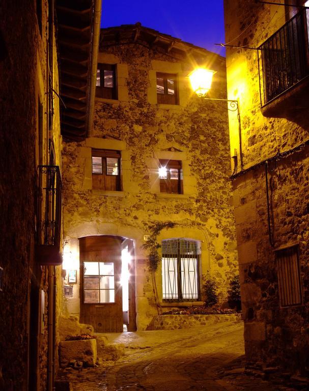 Can Ventura Sant Felíu de Pallarols Exteriör bild